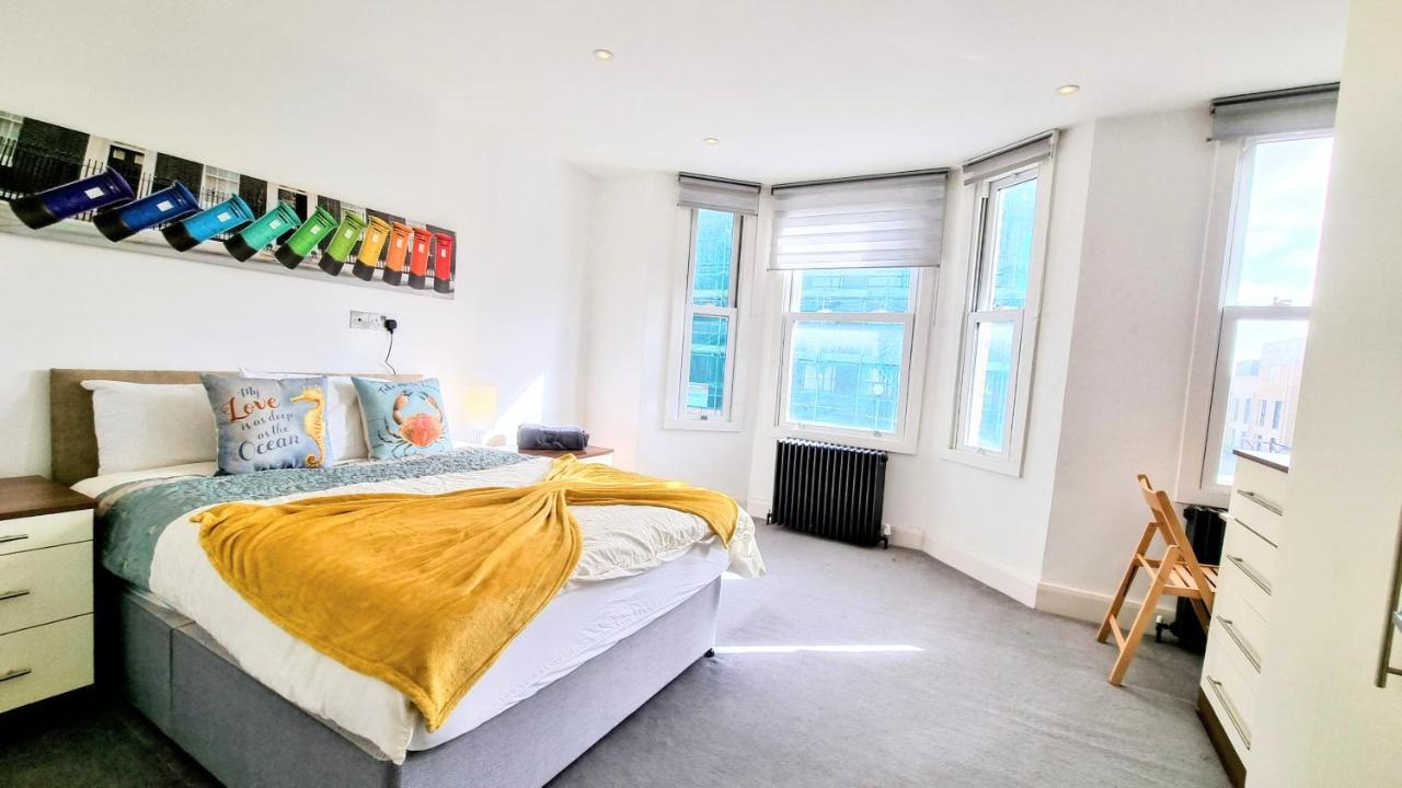 Surbiton Luxury Garden House 19 Villa ภายนอก รูปภาพ